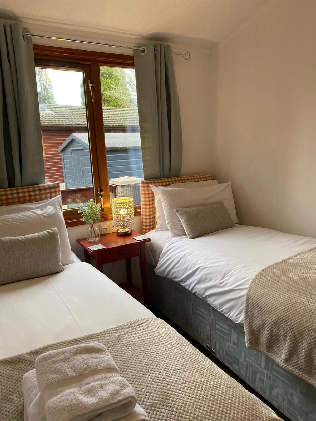 Walled Garden Lodges Loch Lomond Balloch Εξωτερικό φωτογραφία