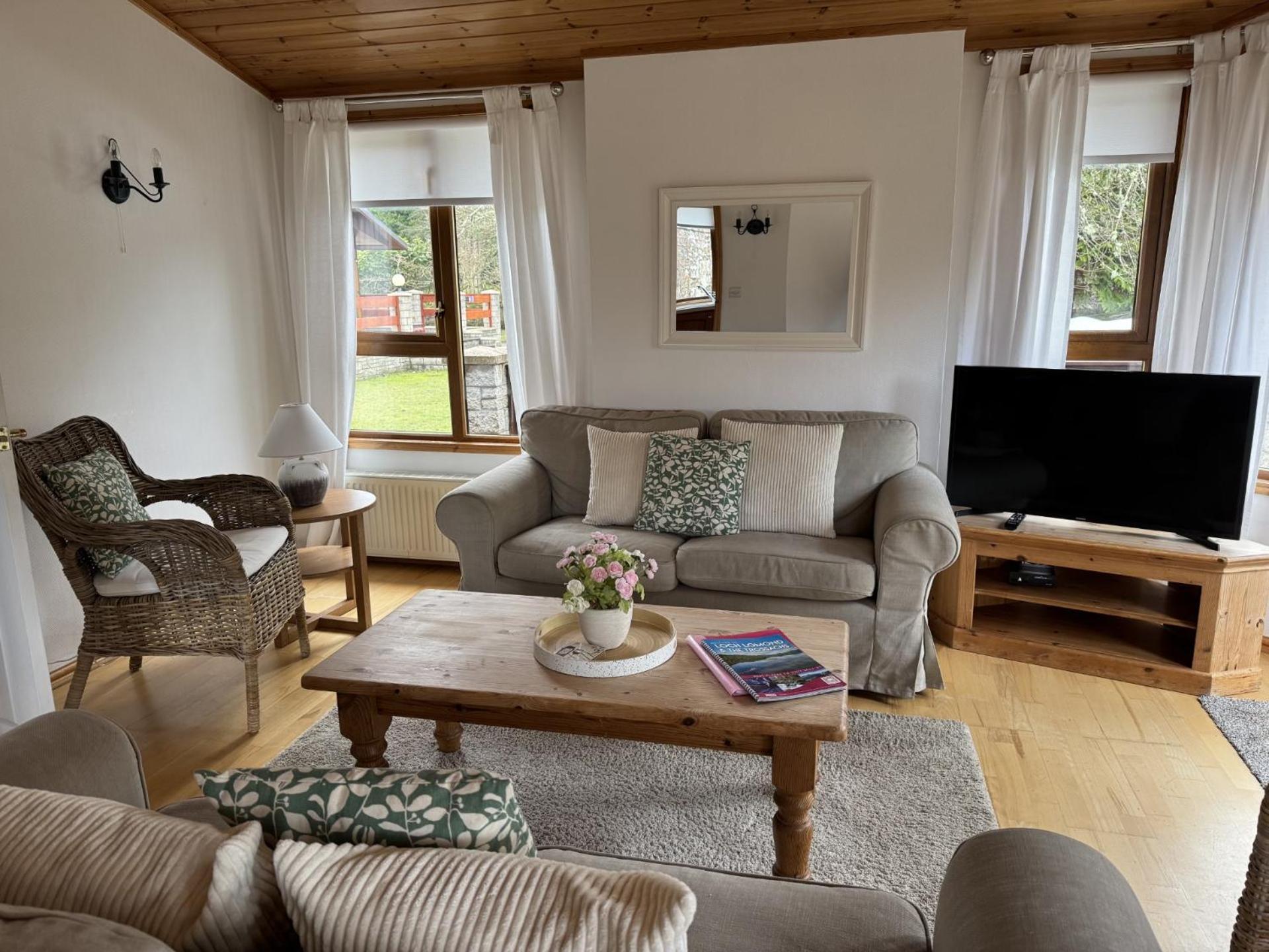 Walled Garden Lodges Loch Lomond Balloch Εξωτερικό φωτογραφία